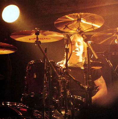 Phil Rudd Drummerworld