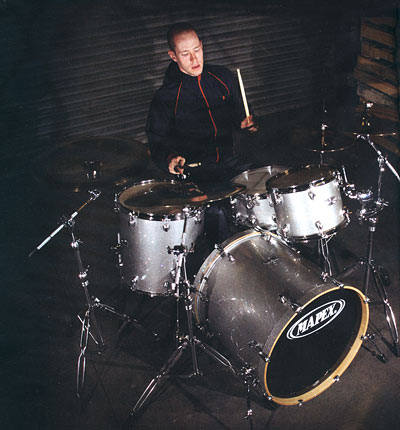 Chris Pennie Drummerworld