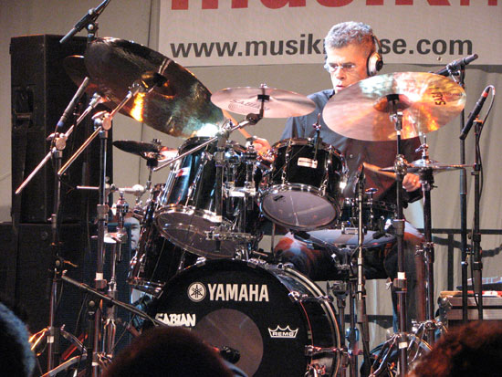 David Garibaldi - Drummerworld