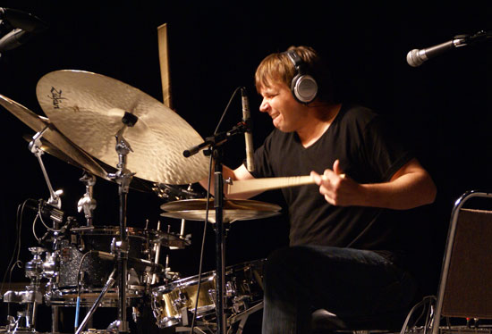 Keith Carlock Drummerworld