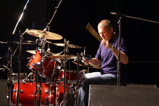 steve White Drummerworld